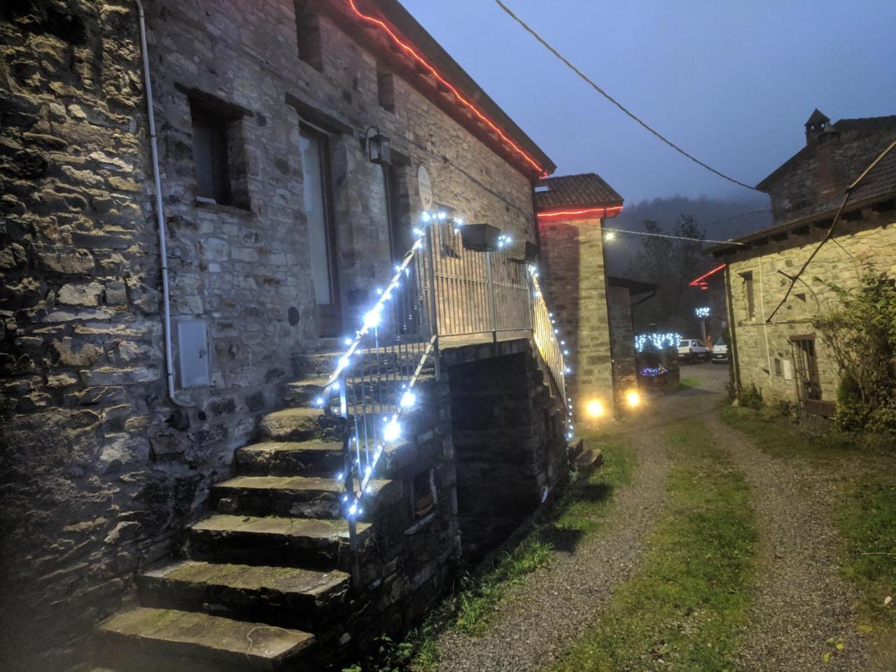 Albergo Diffuso Casa Delle Favole Ferriere Exterior foto